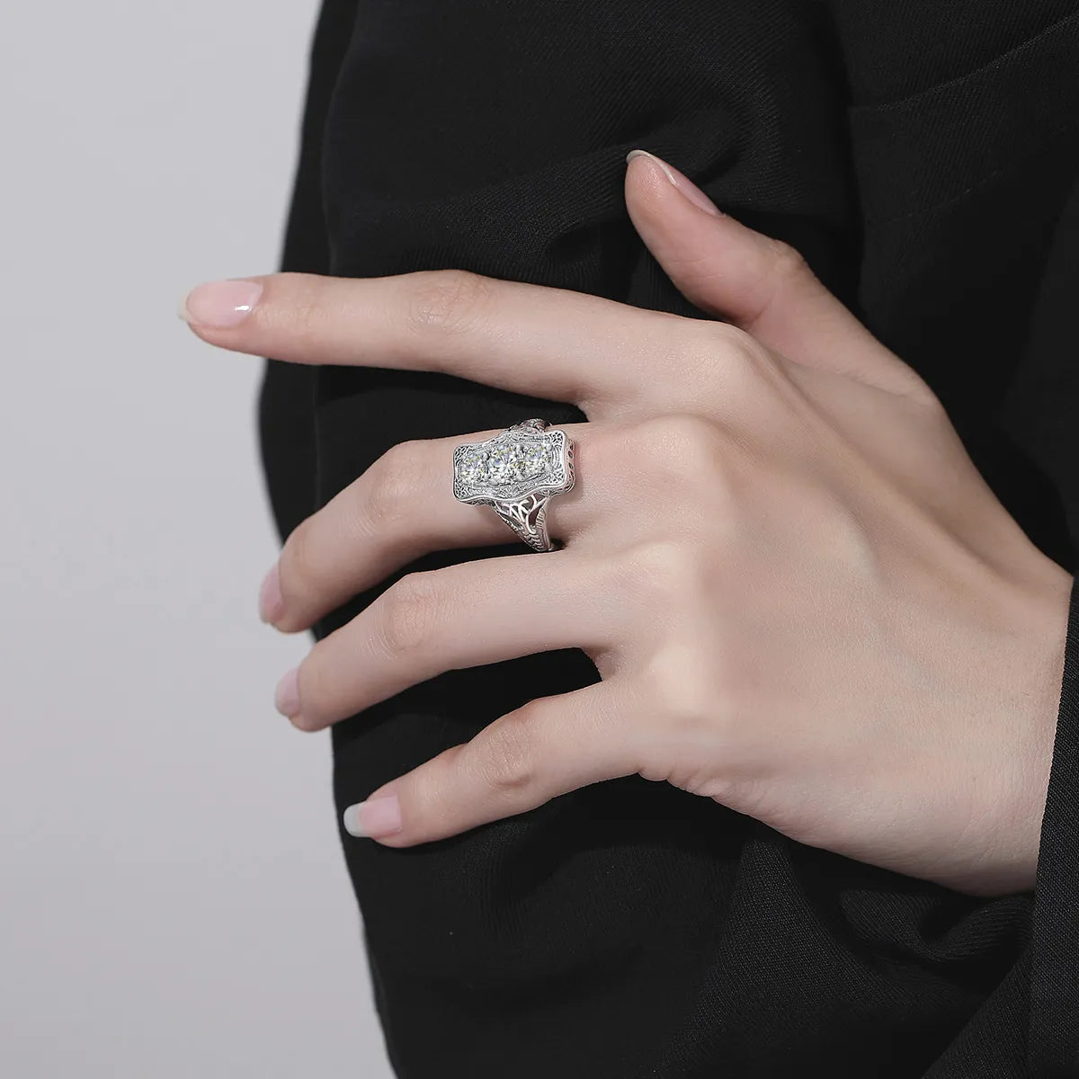 Moissanite Ring Phoenix