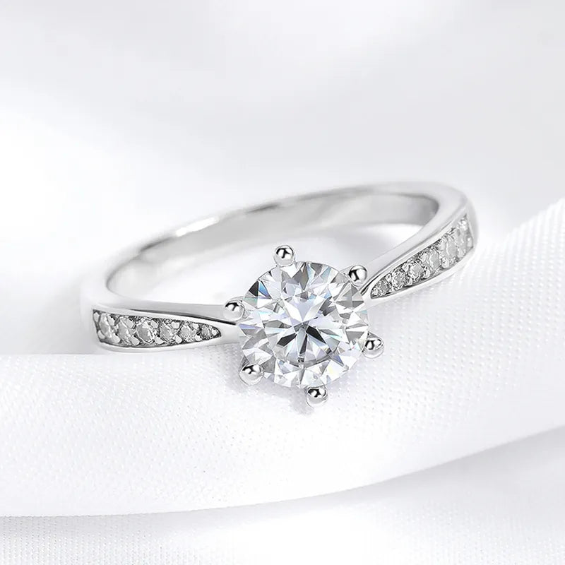 Round Brilliant Moissanite Solitaire Engagement Ring