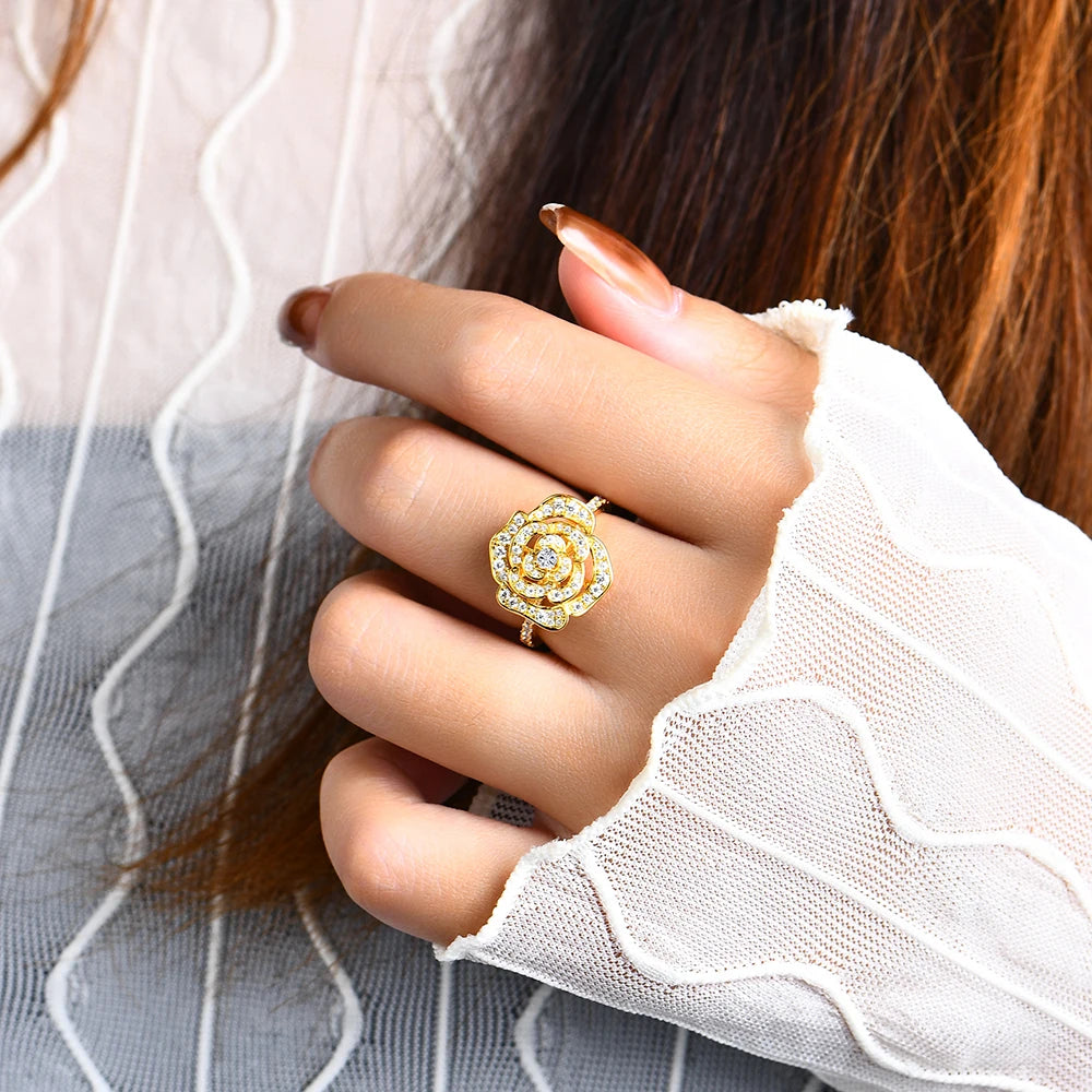 Moissanite Ring Rose Gleam