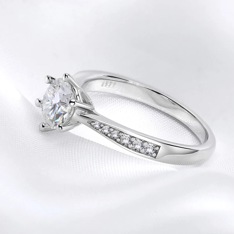 Round Brilliant Moissanite Solitaire Engagement Ring