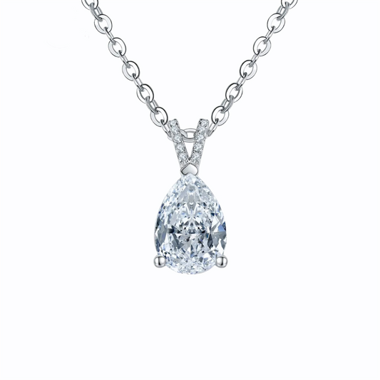 Radiant Reverie Moissanite Necklace